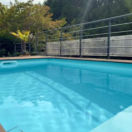 Cosy, Piscine Privée Et Proche